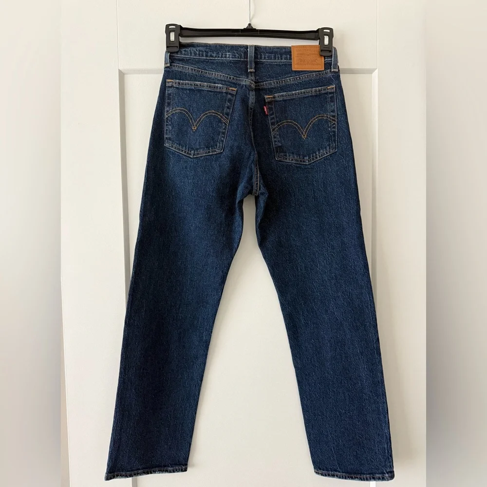 Levi's Wedgie Straight Fit Women's Jeans - Picture 3 of 5
